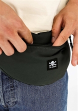 FC St. Pauli - Totenkopf, Bauchtasche